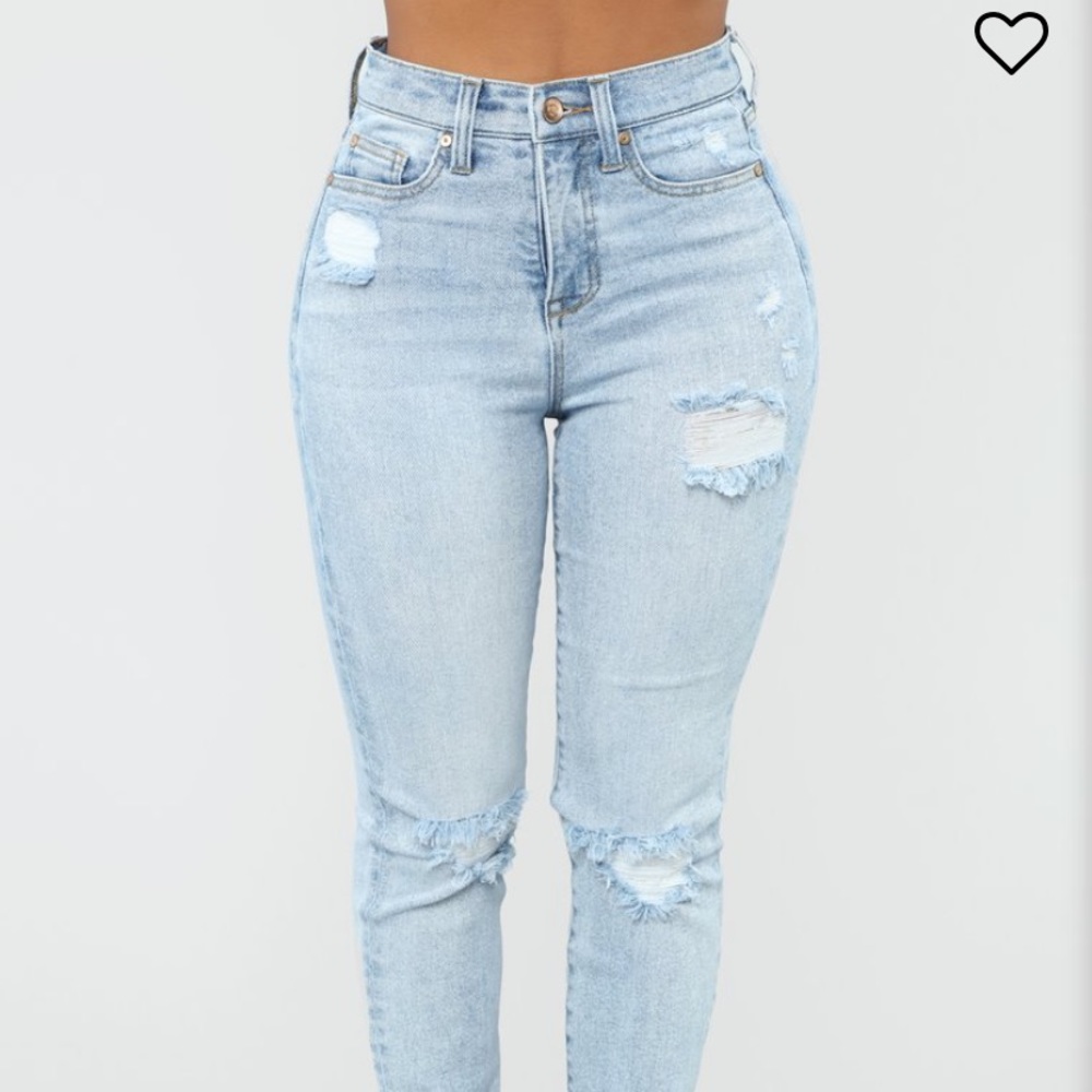 fashion nova jeans/ pucker up distressed skinny